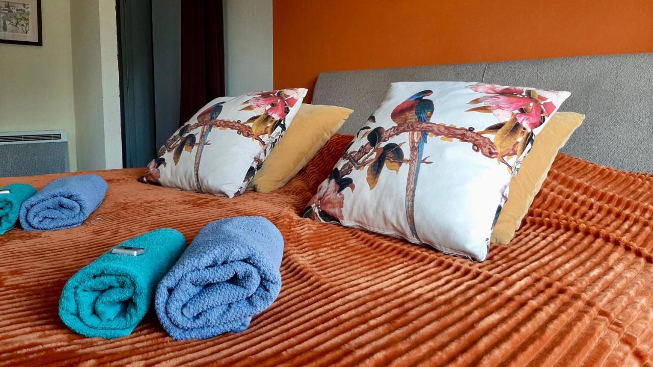 B&B Les Ecoliers Cherain Eksteriør bilde